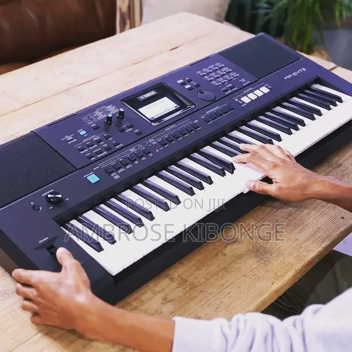 Classic Sound Quality YAMAHA PSR E473 Electronic 61 Keyboard