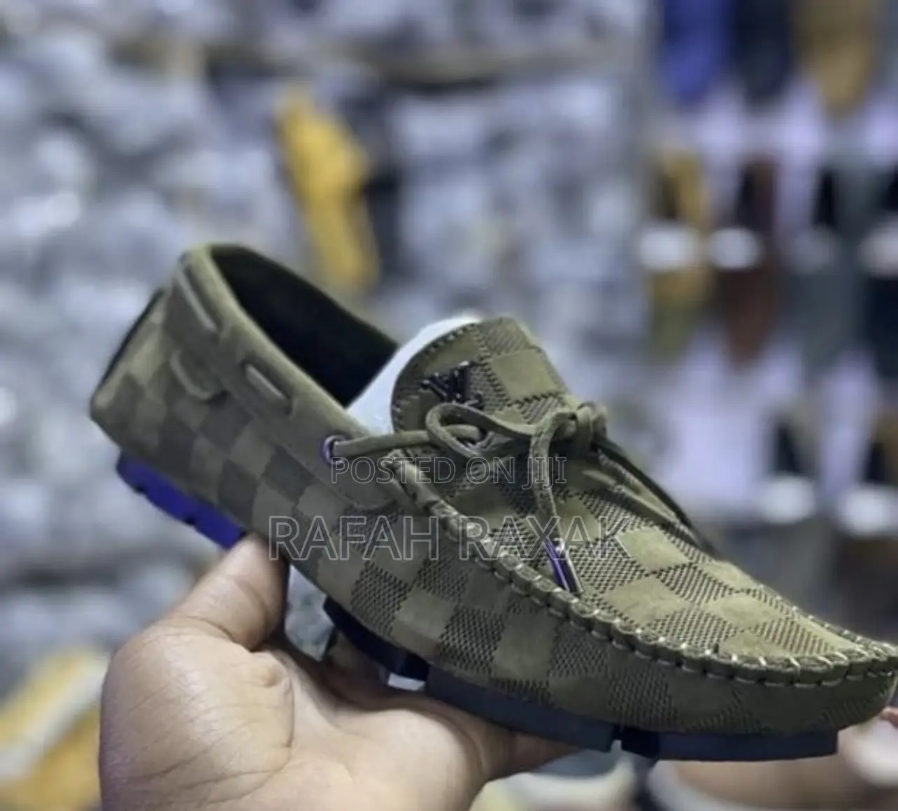 Original Classic Men’S Green Louis Vuitton Leather Moccasins