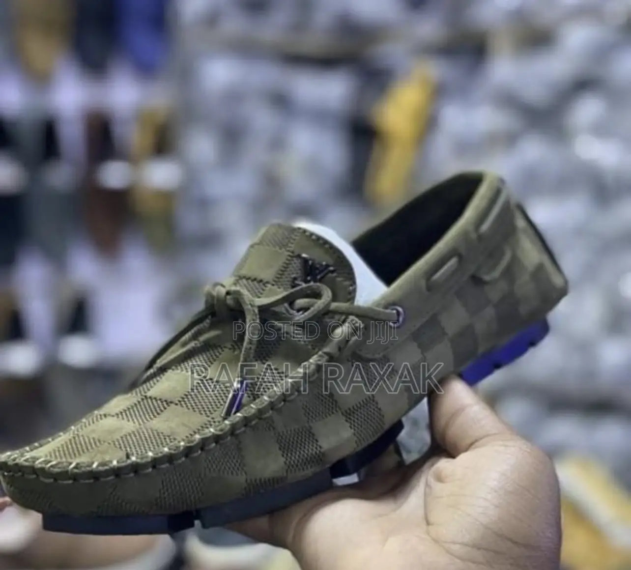 Original Classic Men’S Green Louis Vuitton Leather Moccasins