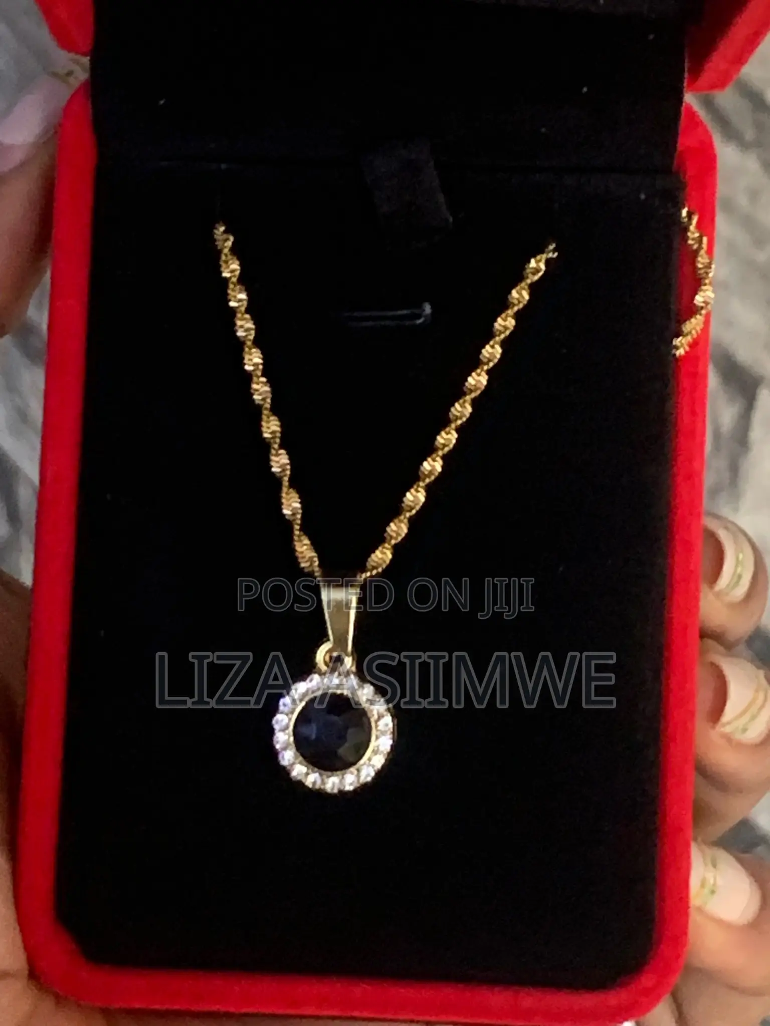 Lady’S Necklaces