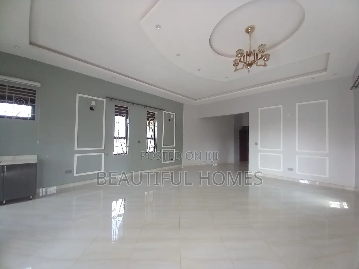 Furnished 6bdrm Mansion in Kira Luxurious for sale
