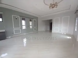 Furnished 6bdrm Mansion in Kira Corporate for sale