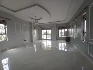 Furnished 6bdrm Duplex in Kira for sale