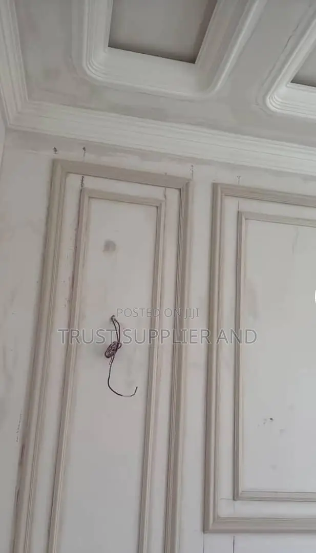 Wall Molding Done at Hamz