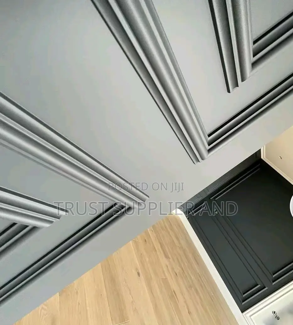 Wall Molding Done at Hamz