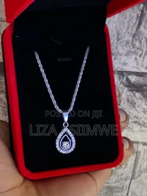 Lady’S Necklaces