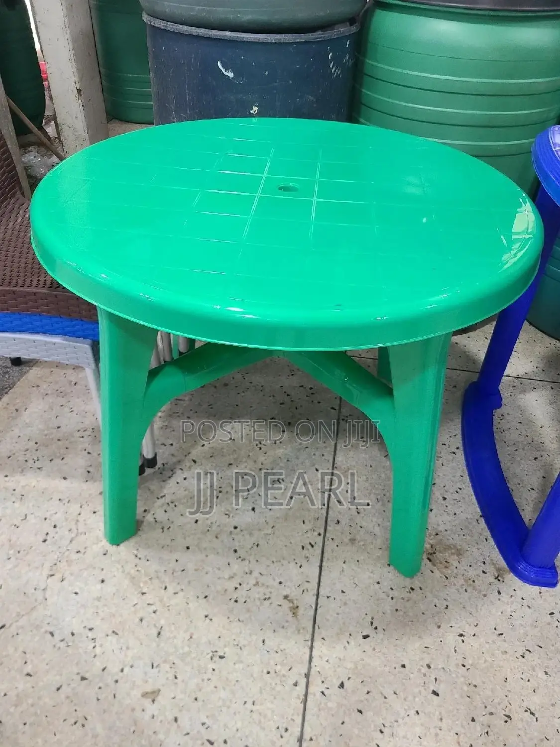 Plastic Round Table