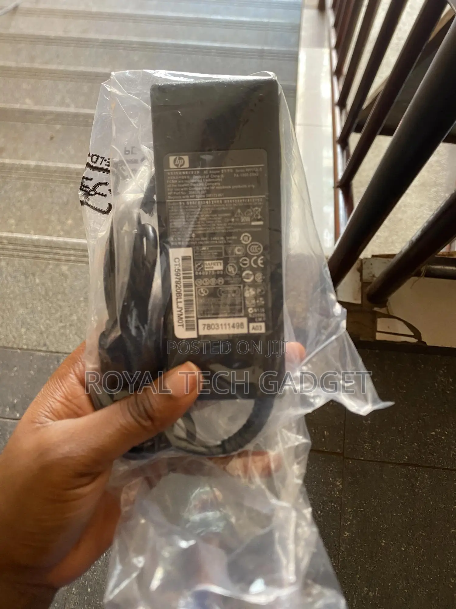 Hp (Big Pin) 90 Watts Laptop Charger