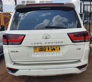 Toyota Land Cruiser 4.5 V8 TD GX-R 2010 White
