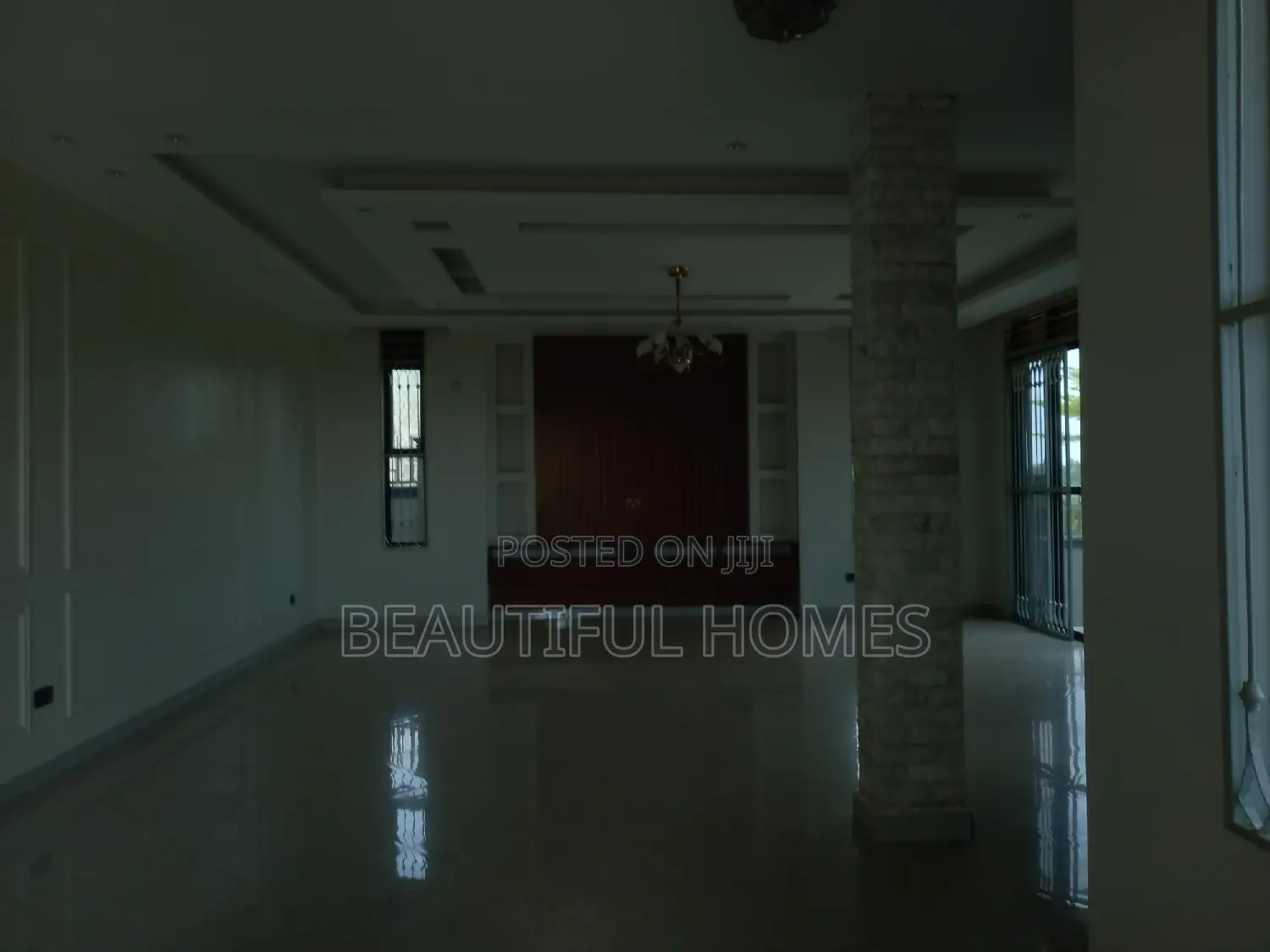 Furnished 6bdrm Duplex in Kira Ministers for sale
