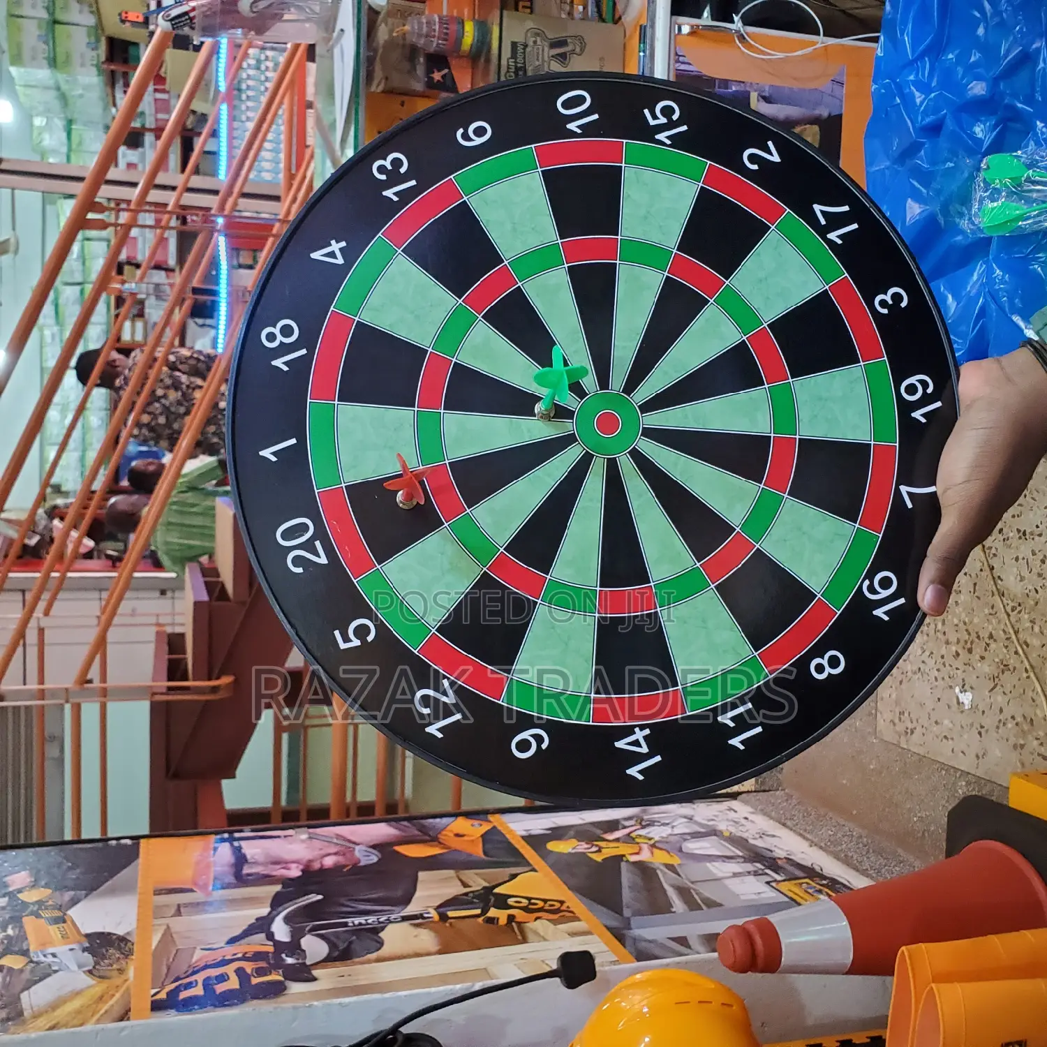 Magnetic Dart Board Game – 12pcs Magnetic Darts