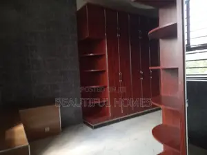 Furnished 6bdrm Duplex in Kira Ministers for sale