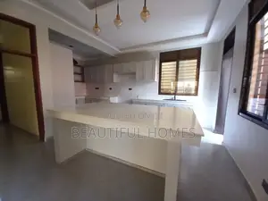 Furnished 6bdrm Duplex in Kira, Central Division for sale