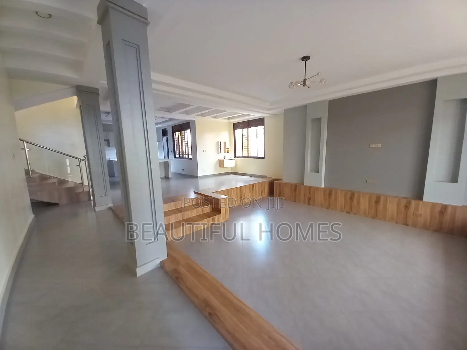 Furnished 6bdrm Duplex in Kira, Central Division for sale