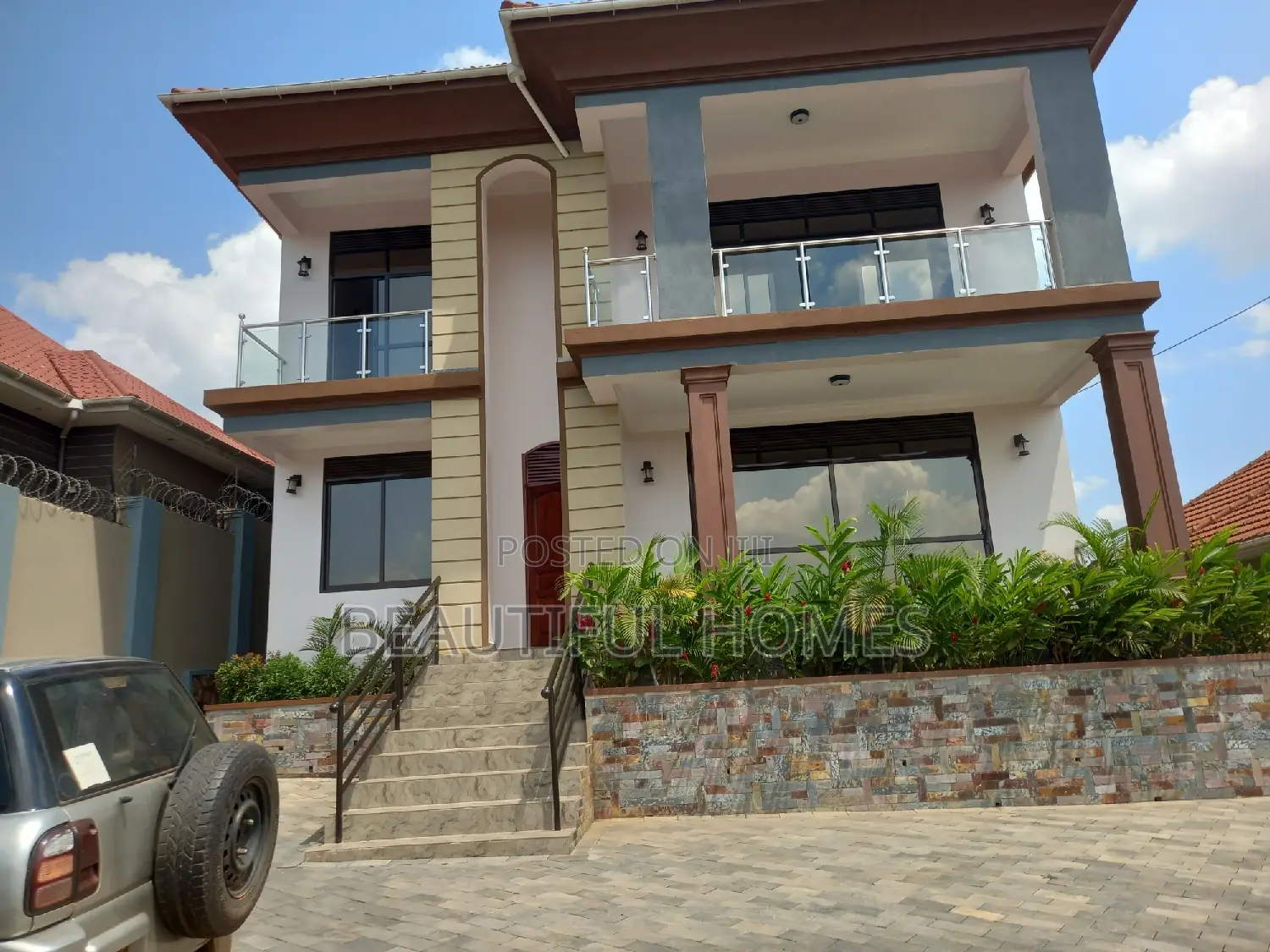 Furnished 6bdrm Duplex in Kira, Central Division for sale