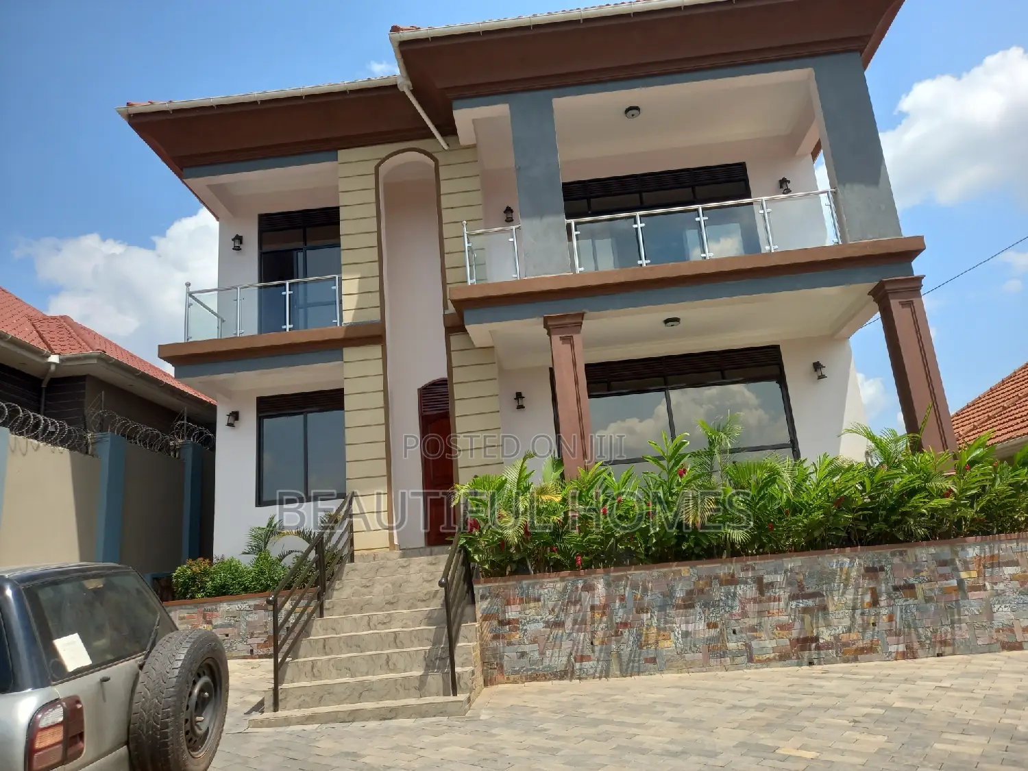 Furnished 6bdrm House in Kira for sale