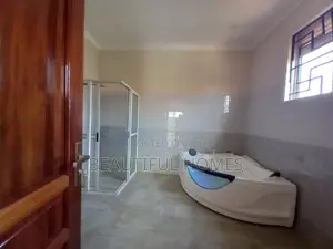 Furnished 7bdrm Duplex in Kira Mamerito for sale