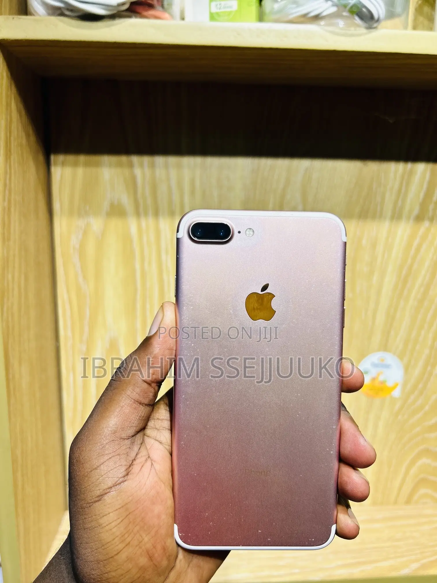 Apple iPhone 7 Plus 32 GB Pink