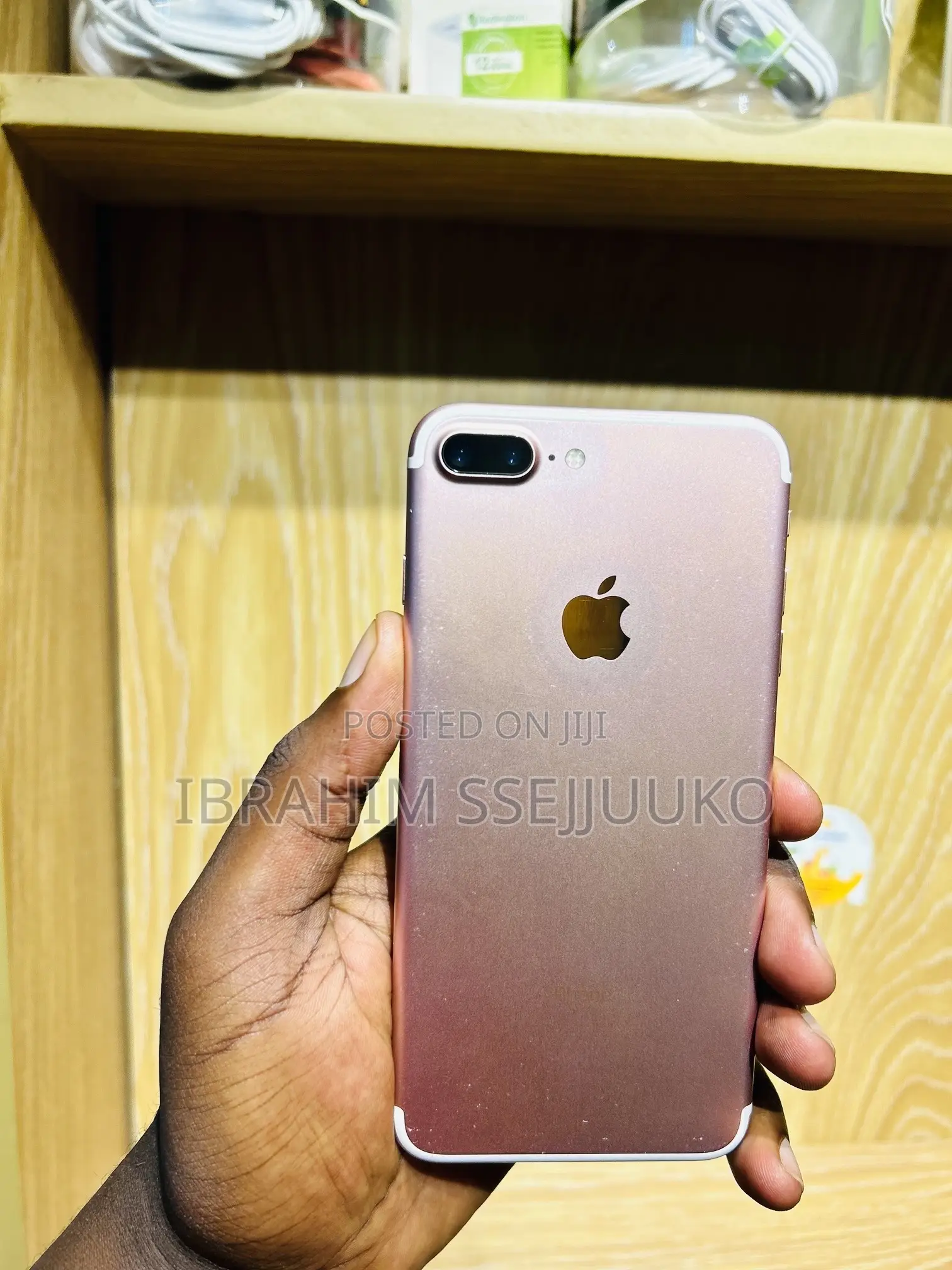 Apple iPhone 7 Plus 32 GB Pink