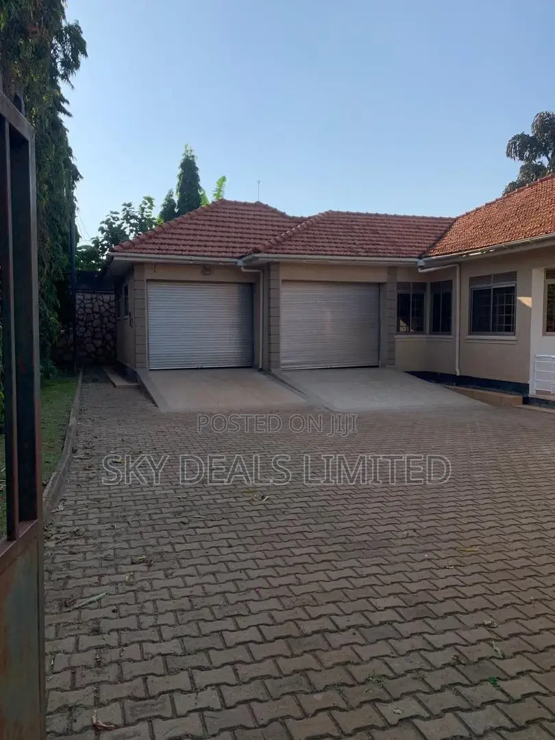 4bdrm Bungalow in Kisaasi, Nakawa for rent