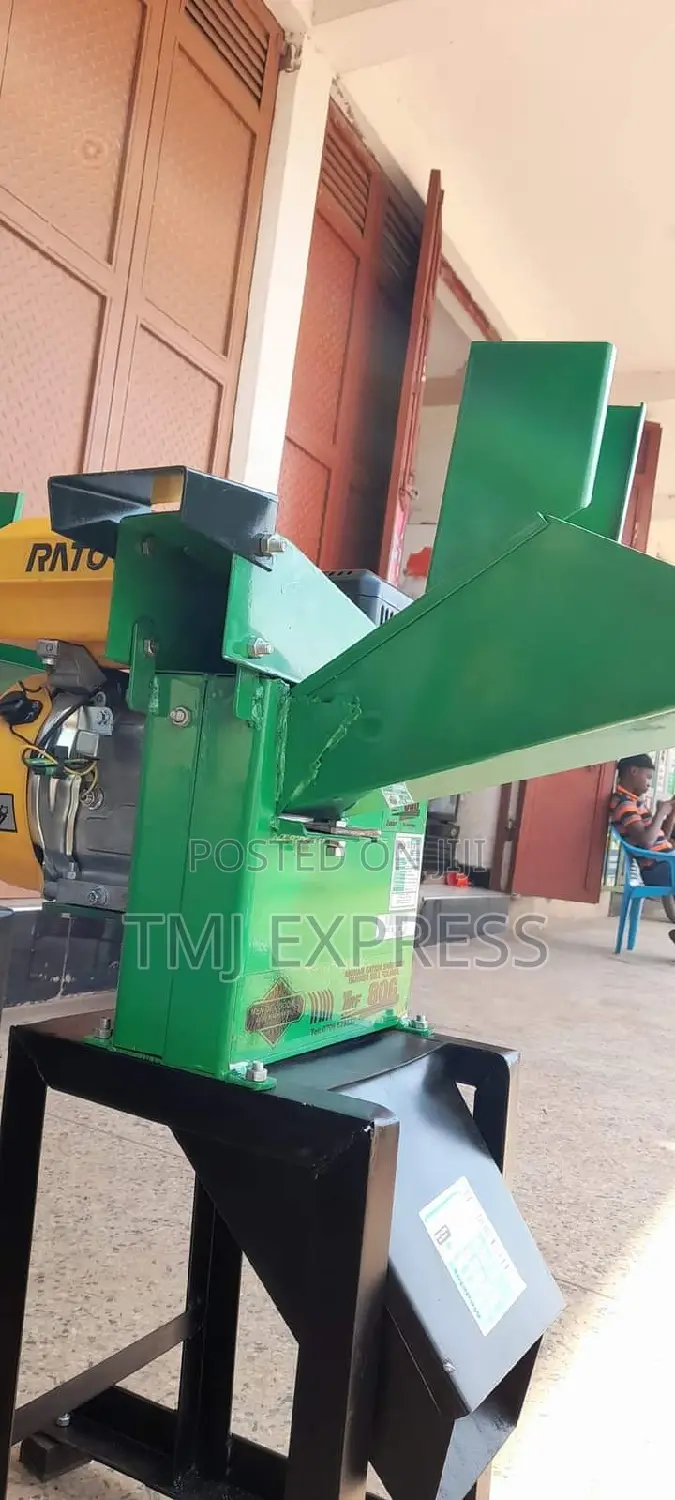 Petro Engine Driven Silage Cutting Machine