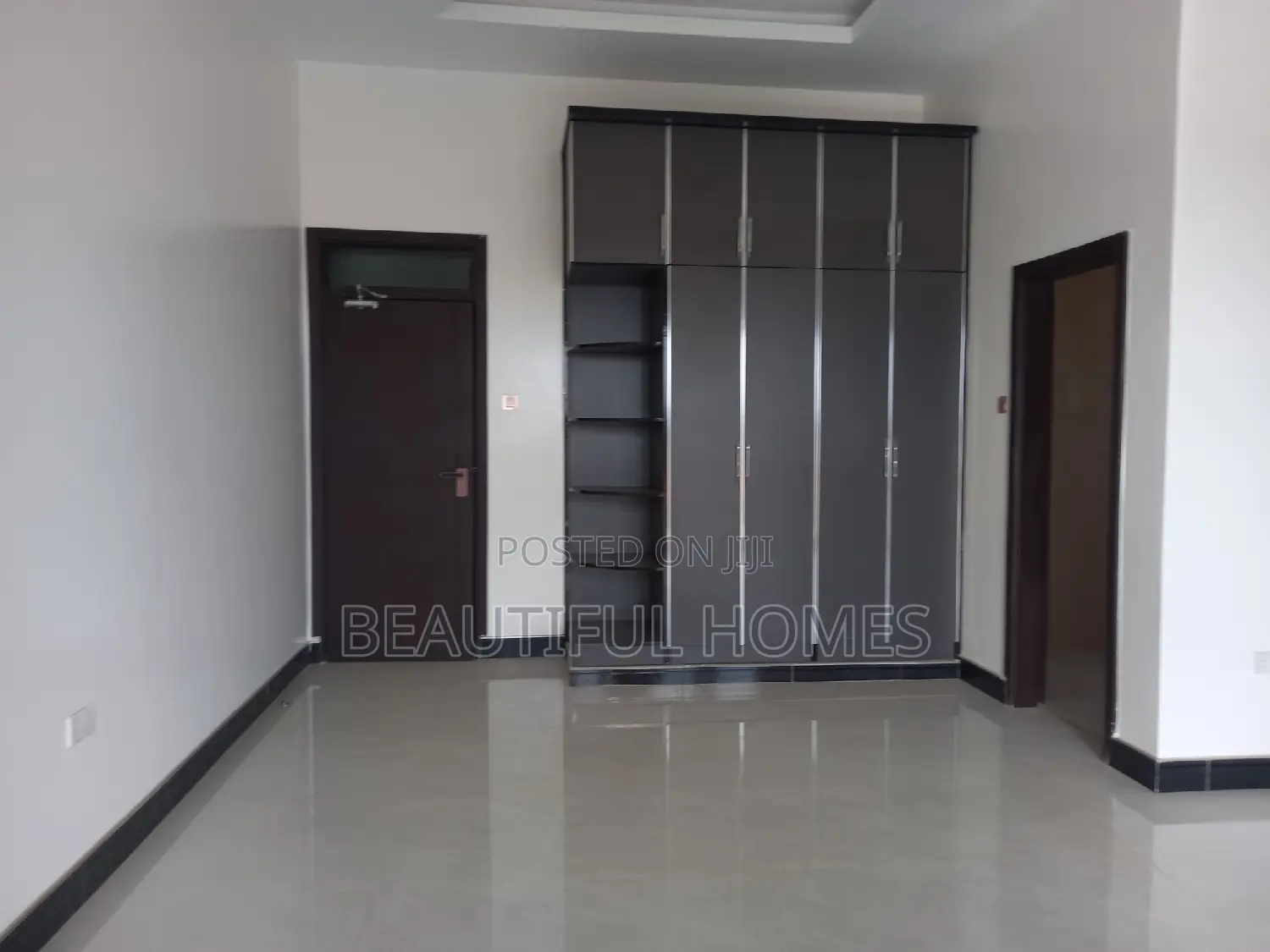 Furnished 6bdrm Mansion in Najjera, Central Division for sale