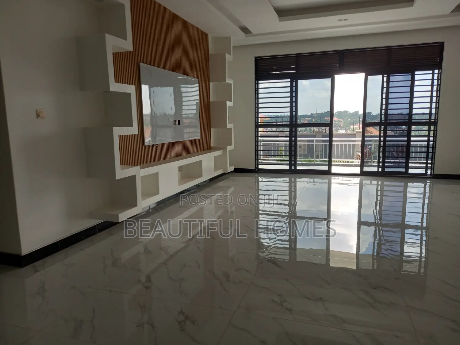 Furnished 6bdrm Mansion in Najjera, Central Division for sale
