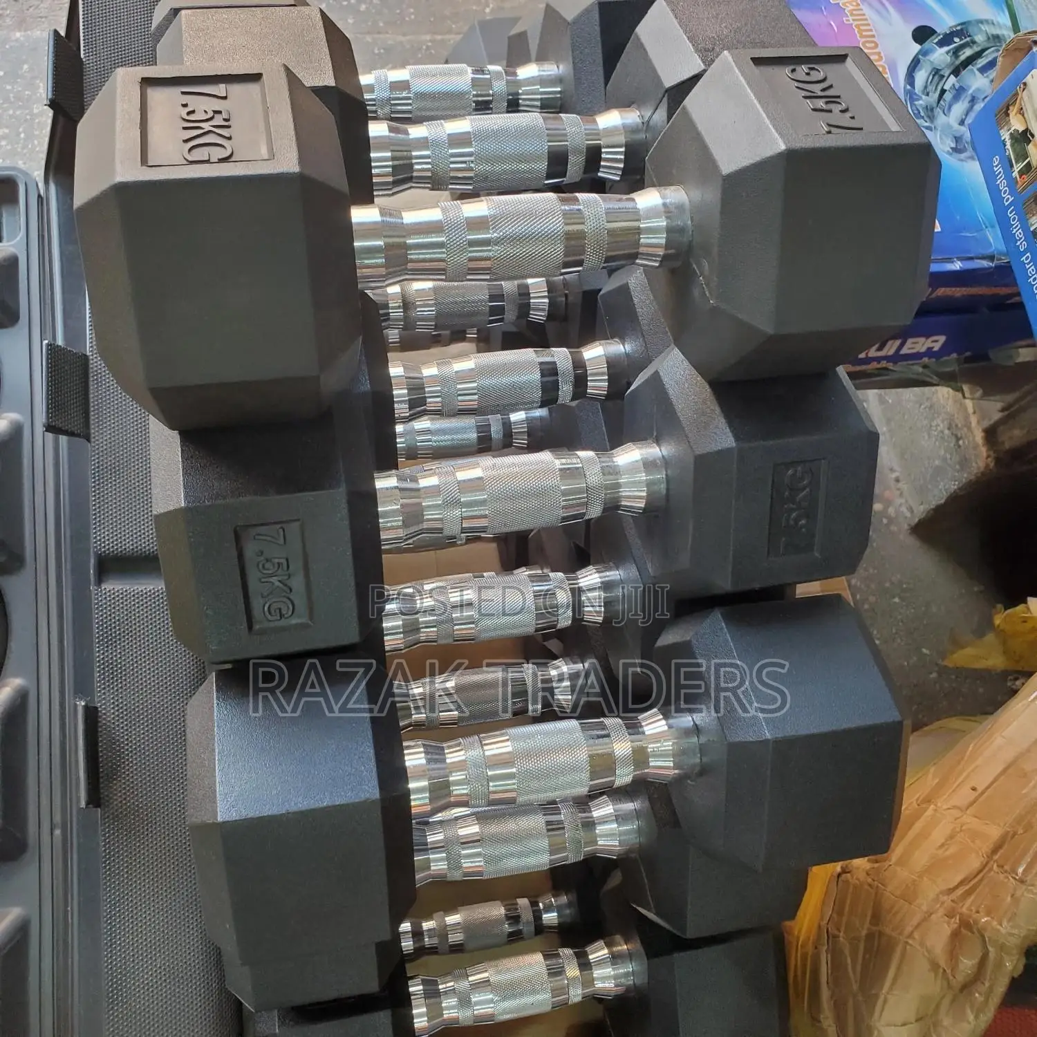 A Pair of 7.5kg Dumbbells