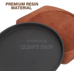 Kitchen Round Sizzling Plate With Wooden Base