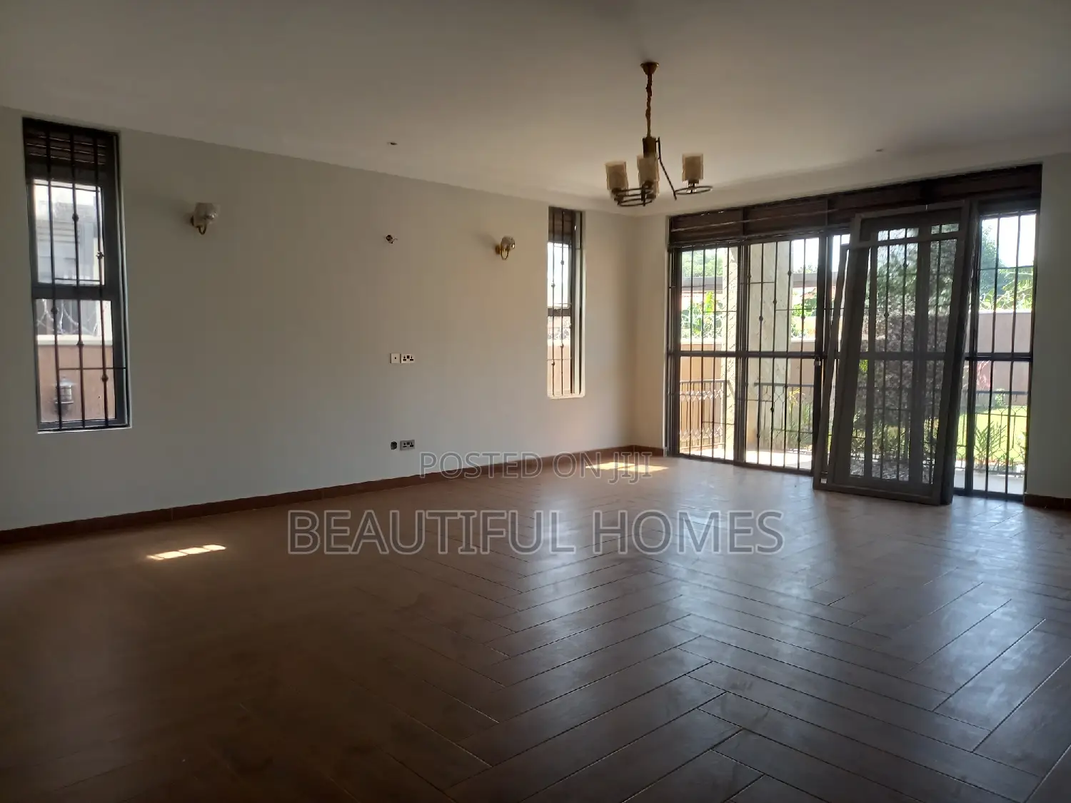 Furnished 7bdrm Duplex in Najjera, Central Division for sale