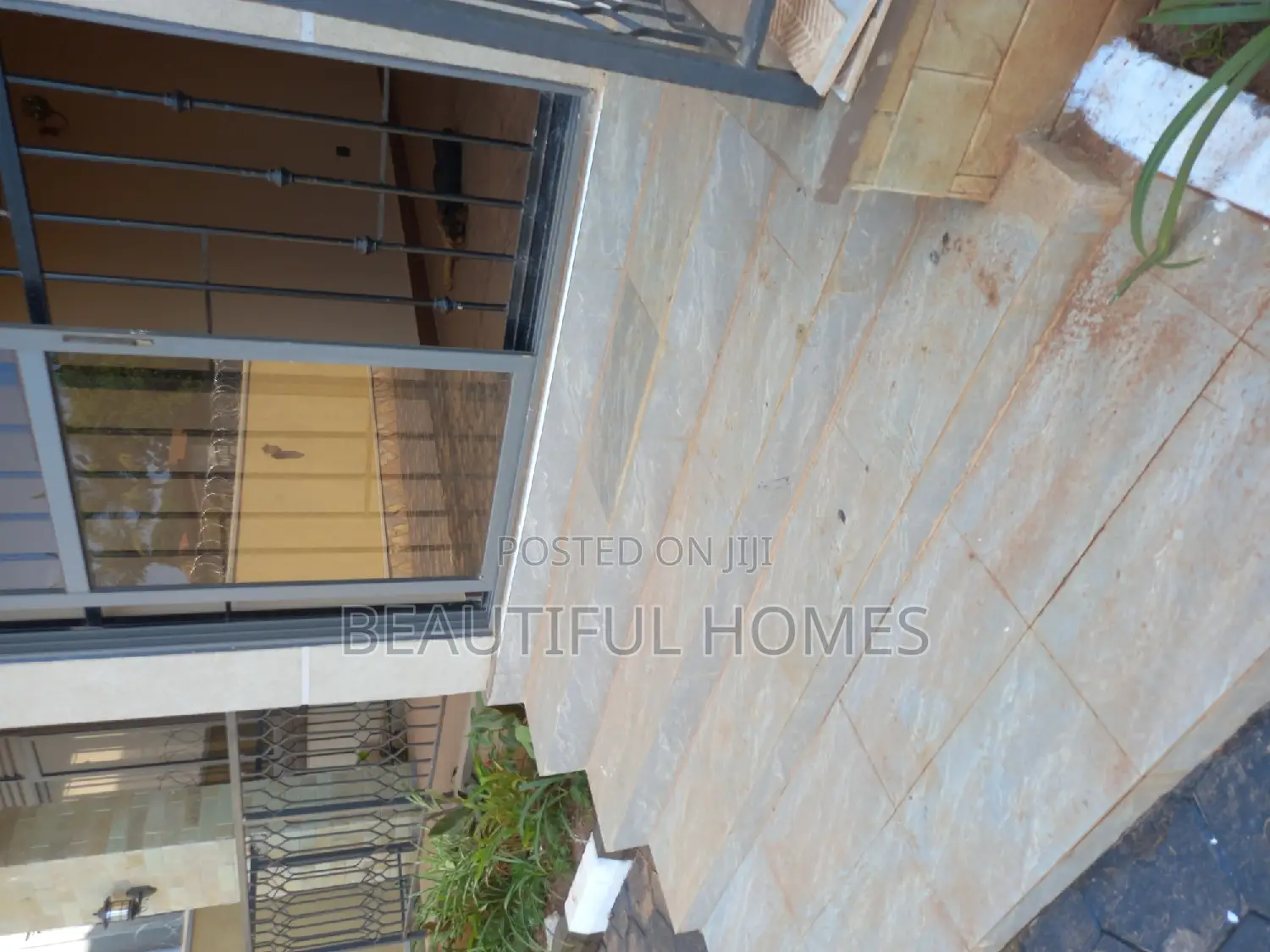 Furnished 7bdrm Mansion in Najjera Tarmacked, Central Division