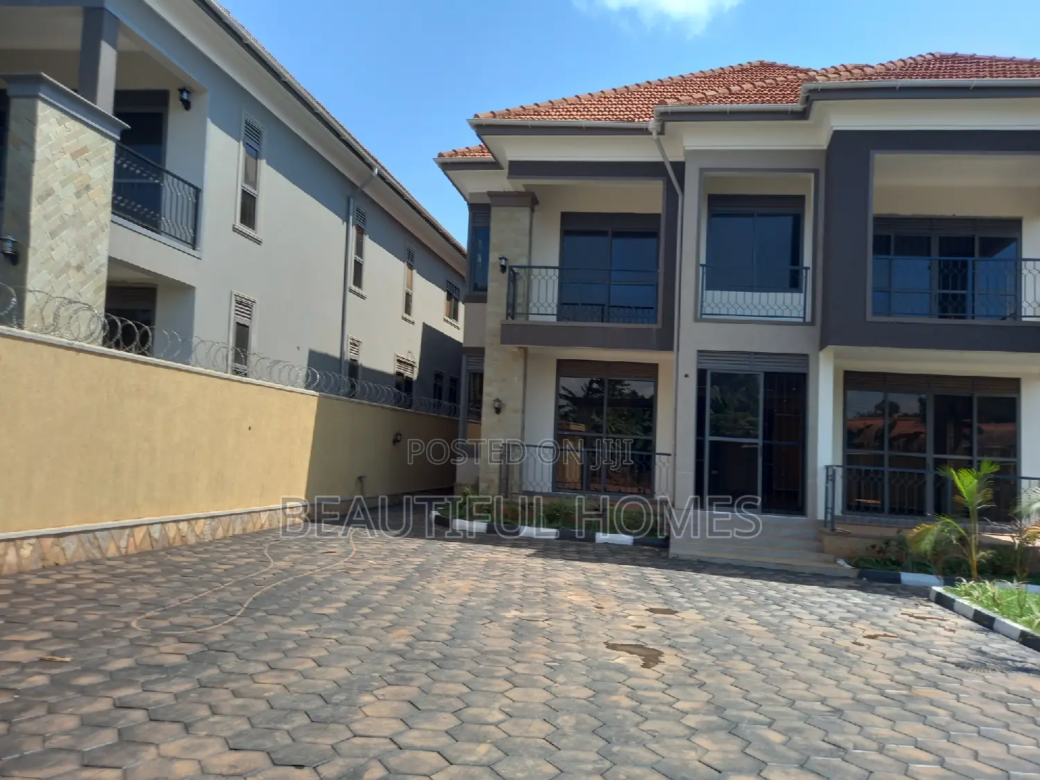 Furnished 7bdrm Mansion in Najjera Tarmacked, Central Division