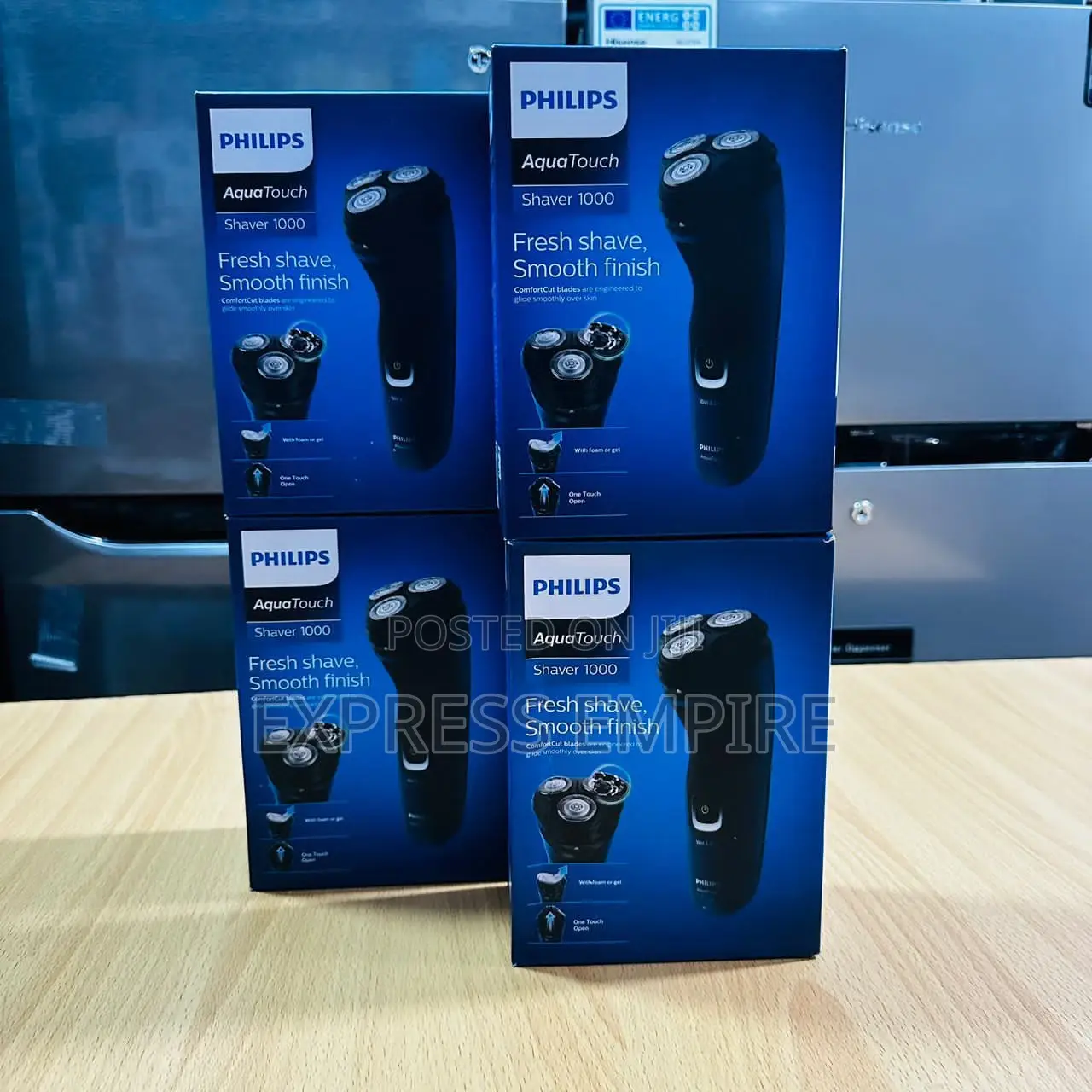 Phillips Aqua Touch Shaver 1000