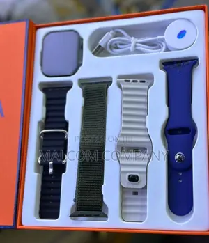 High Quality Smart Watch With Bluetooth to Smartphone
