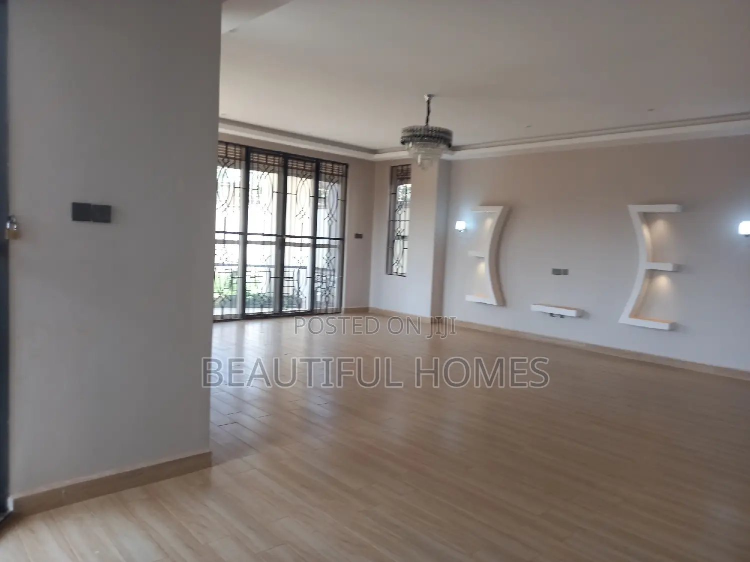 Furnished 7bdrm Mansion in Najjera, Central Division for sale