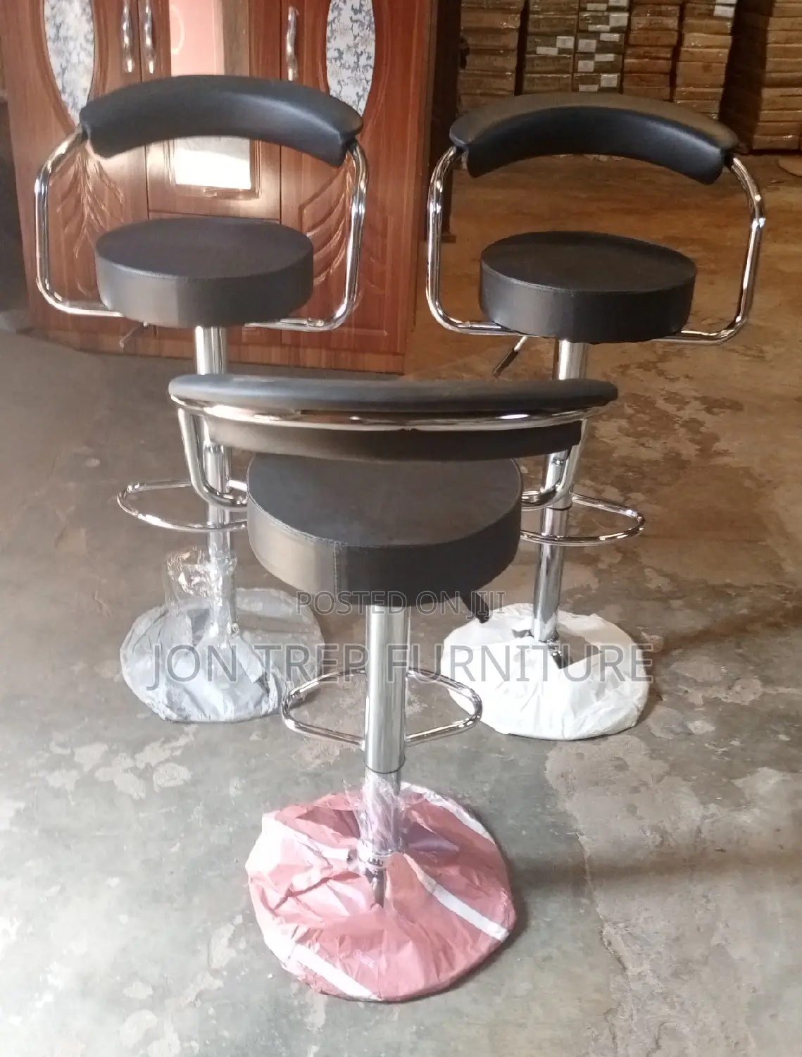 Barstool Adjustable