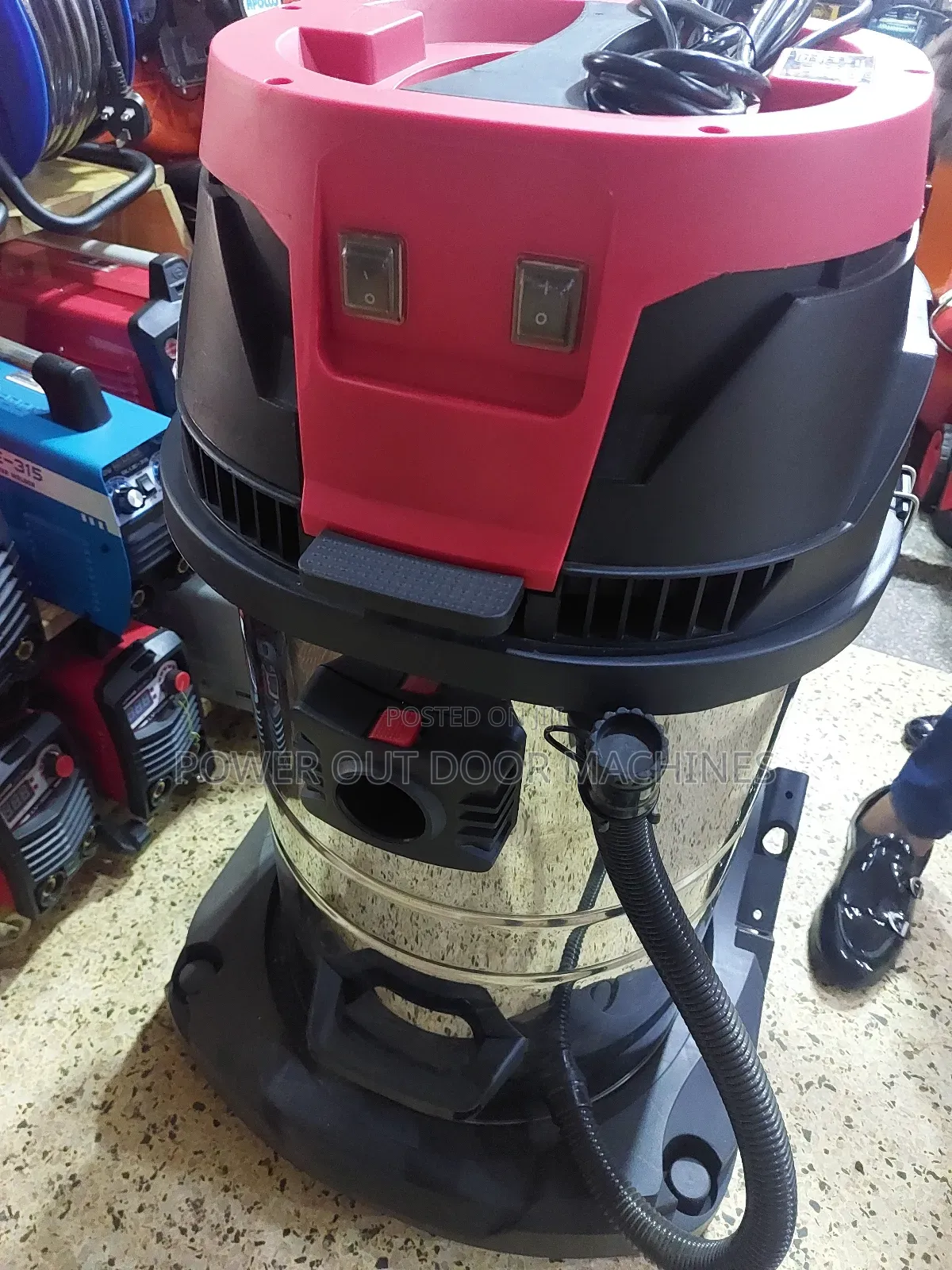 80 Litre Wet and Dry Vacuum Cleaner