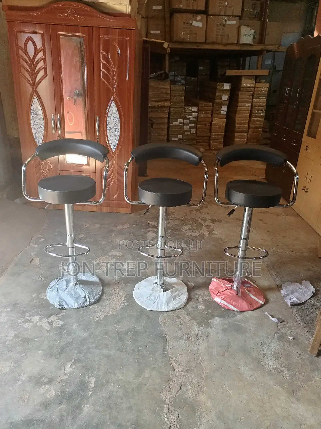 Barstool Adjustable