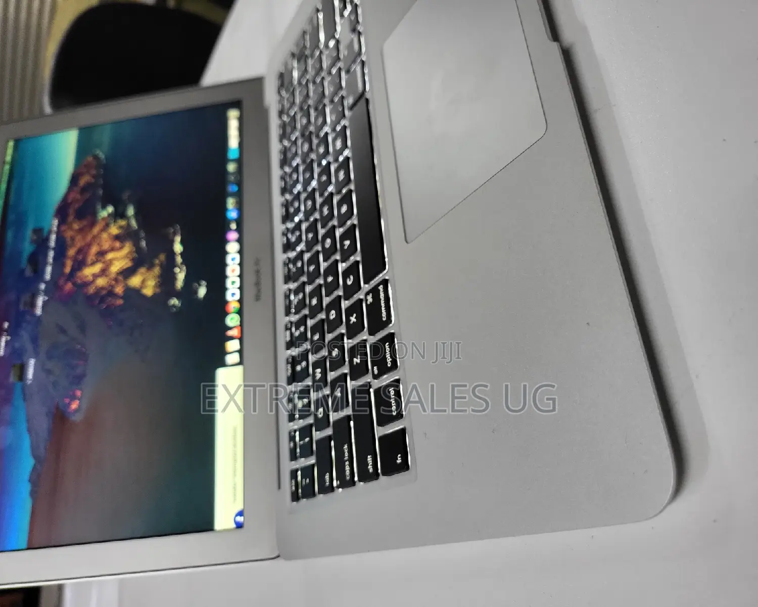 Laptop Apple MacBook Air 2017 8GB Intel Core I5 SSD 128GB