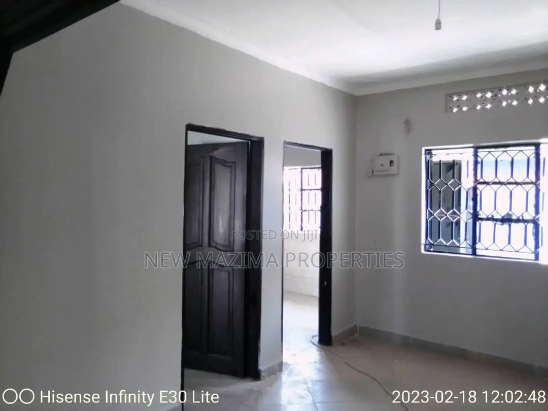 3bdrm Bungalow in Kawempe Town, Division A for sale