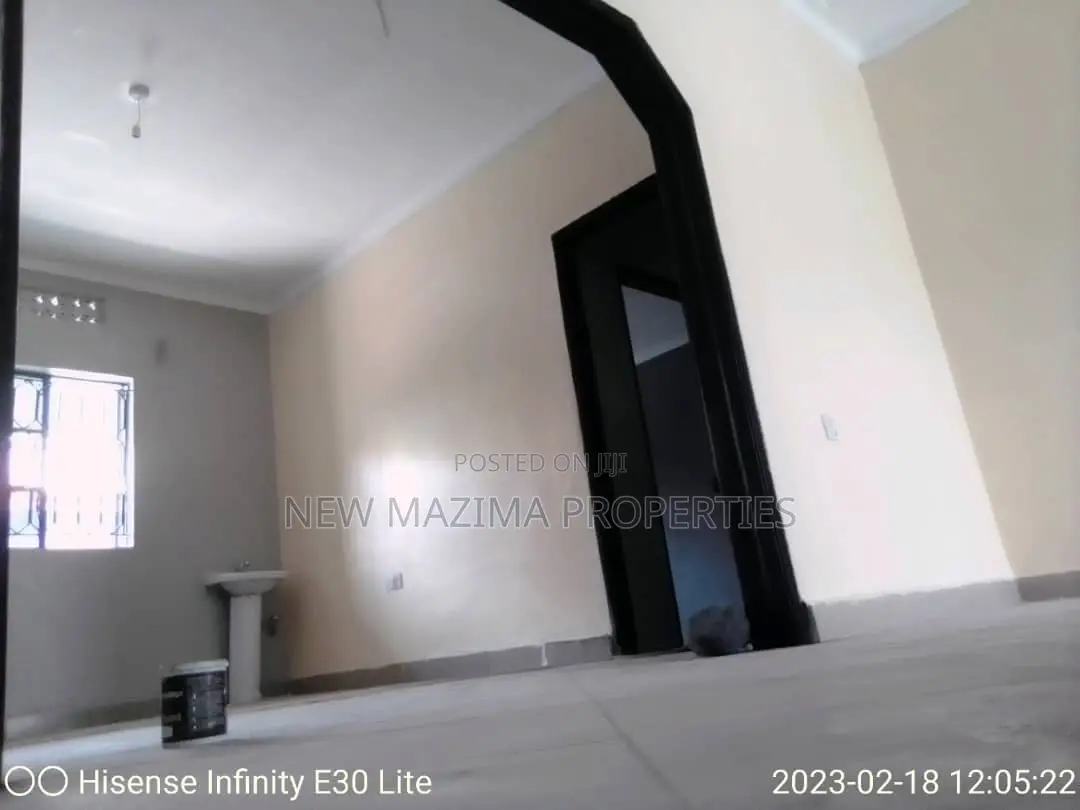 3bdrm Bungalow in Kawempe Town, Division A for sale