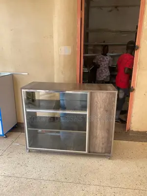 4ft Glass Display Showcase Counter for Boutiques, Pharmacy