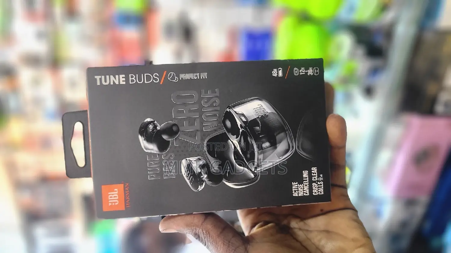 JBL Tune Buds