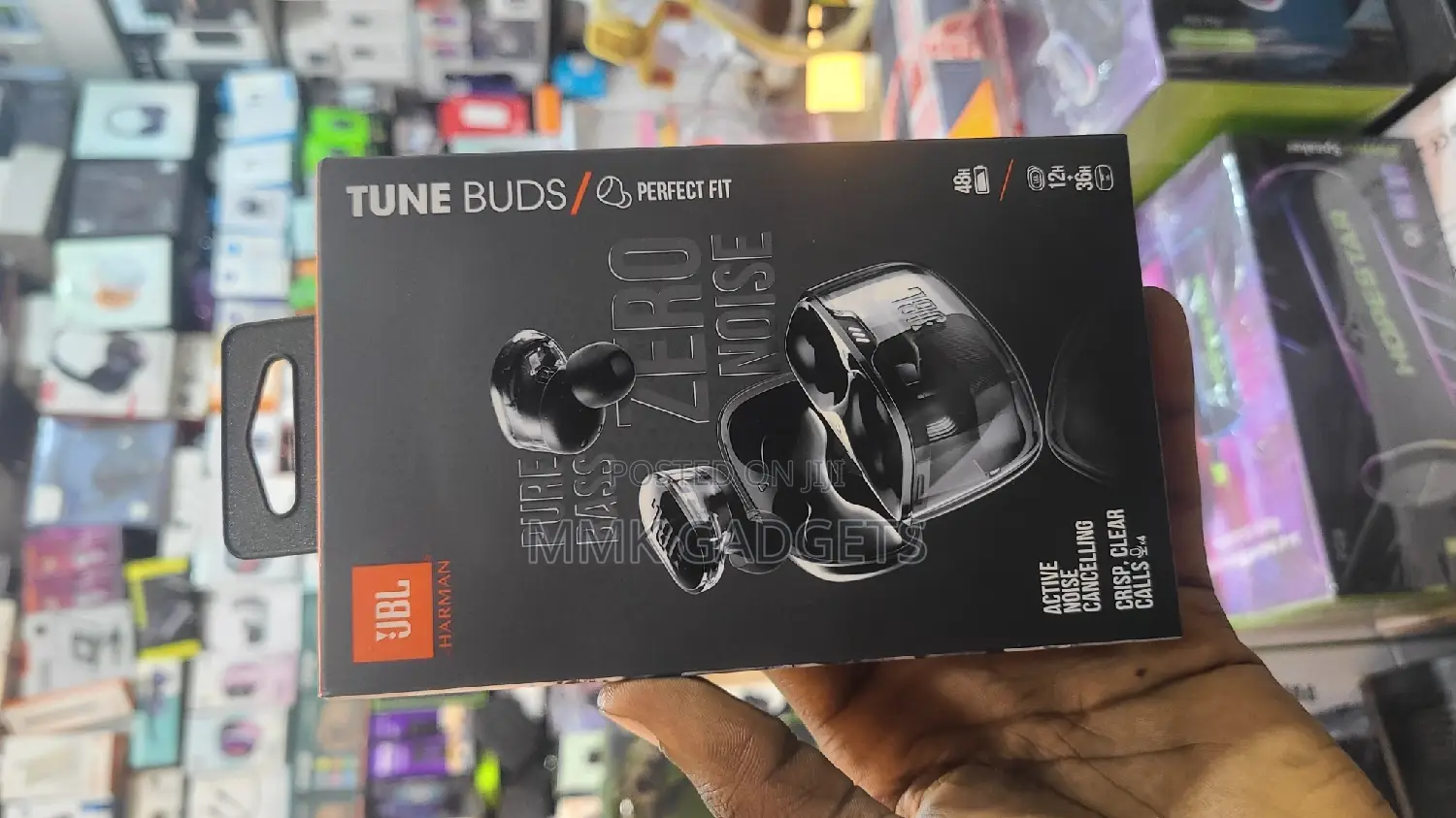 JBL Tune Buds