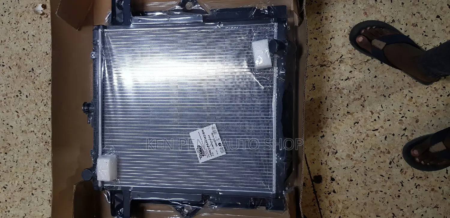 Radiator for Landcruiser Hardtop ( 1HZ) Engine