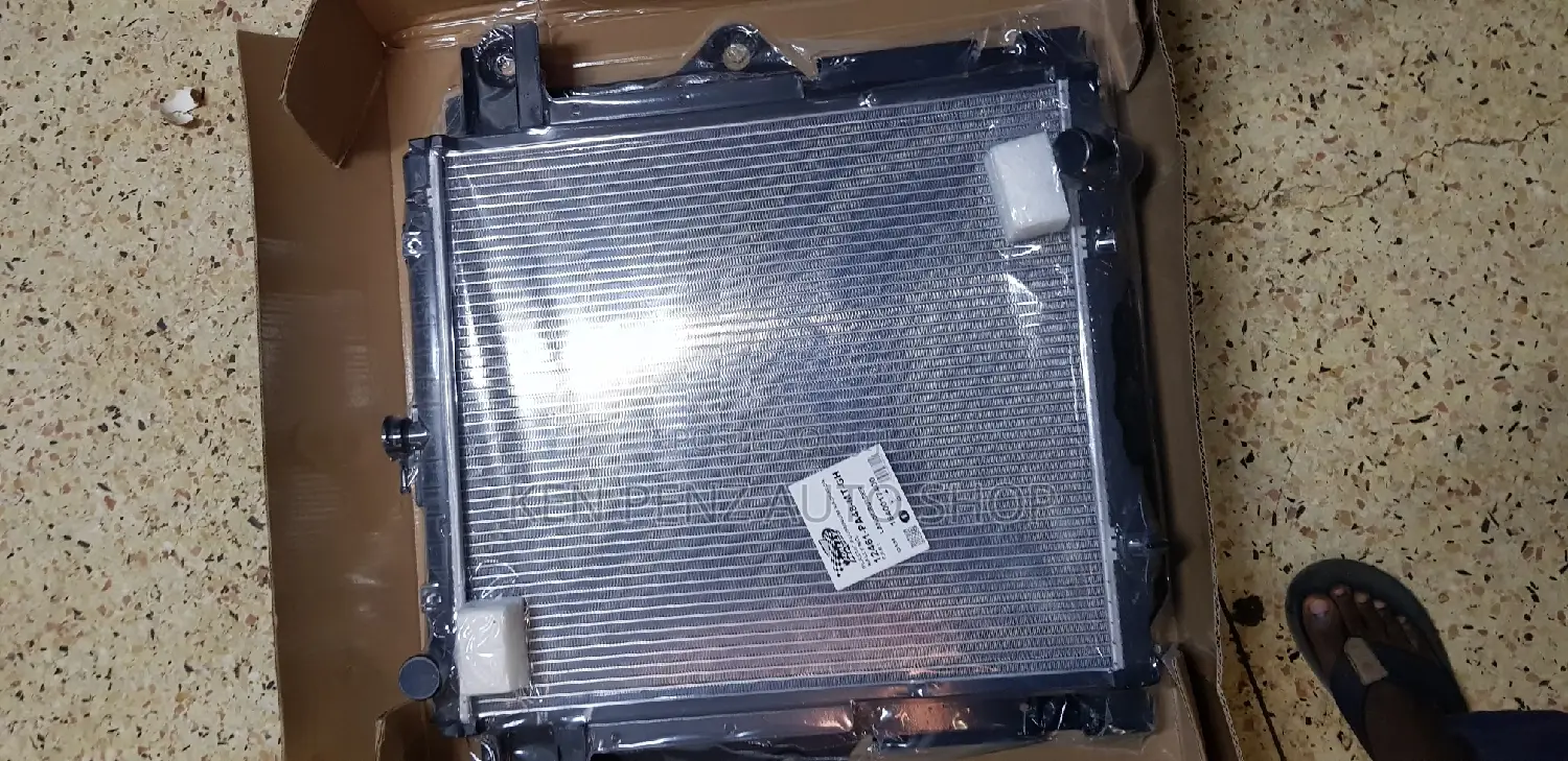 Radiator for Landcruiser Hardtop ( 1HZ) Engine