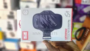 Earldom Waterproof Universal Sport Amband