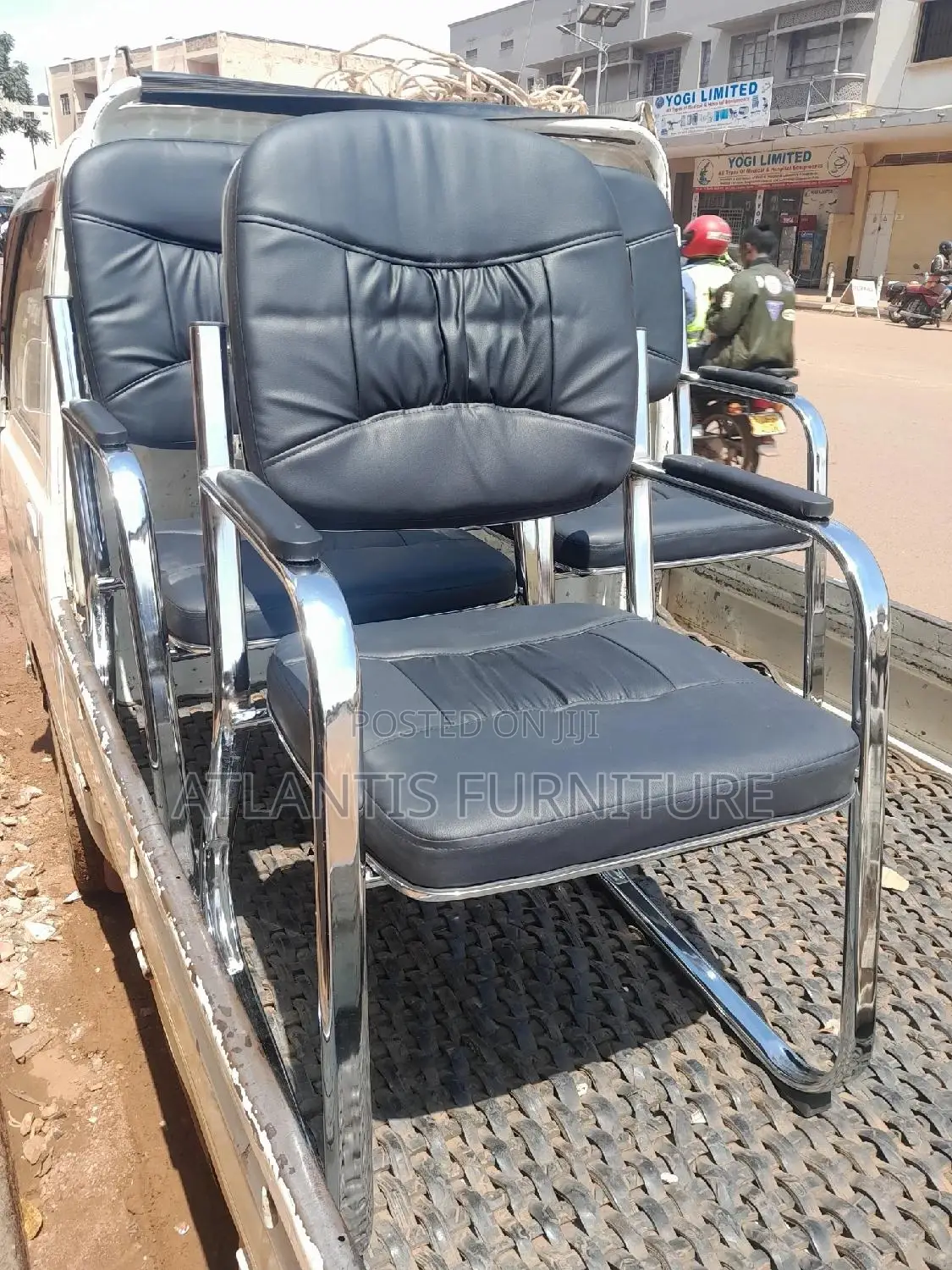 Stainless Steel Legs Office Black Chair