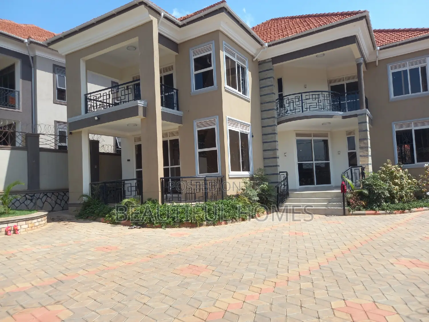 Furnished 7bdrm Duplex in Najjera, Central Division for sale