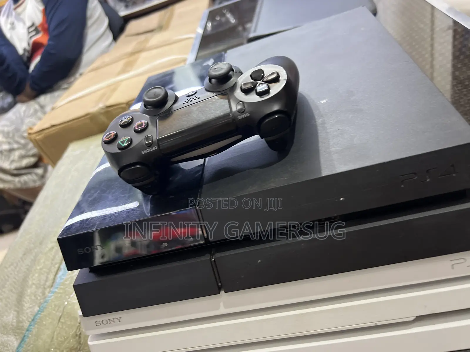 Chipped Ps4 With 10 Games